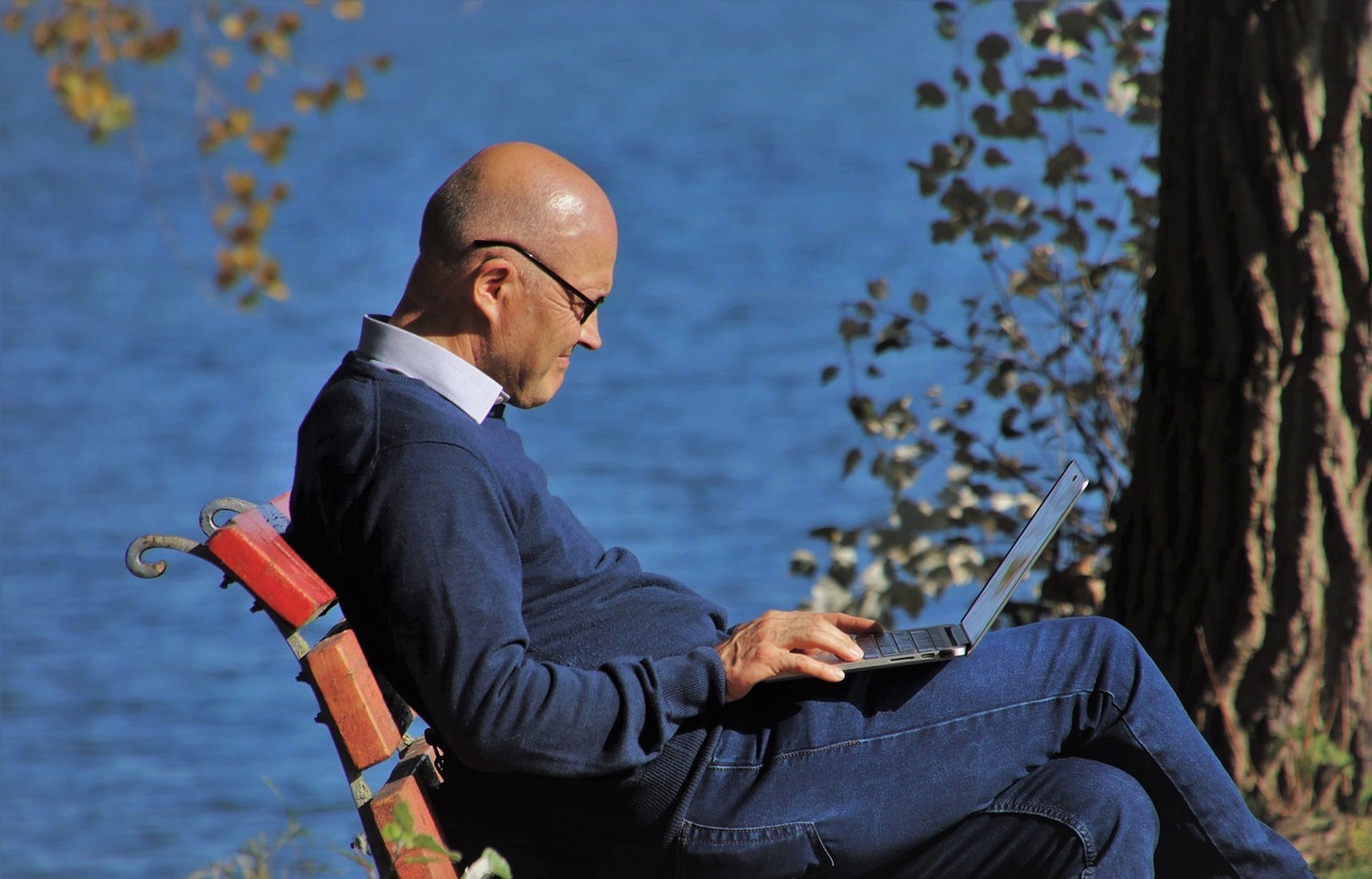 Online Earning Through Writing and Publishing