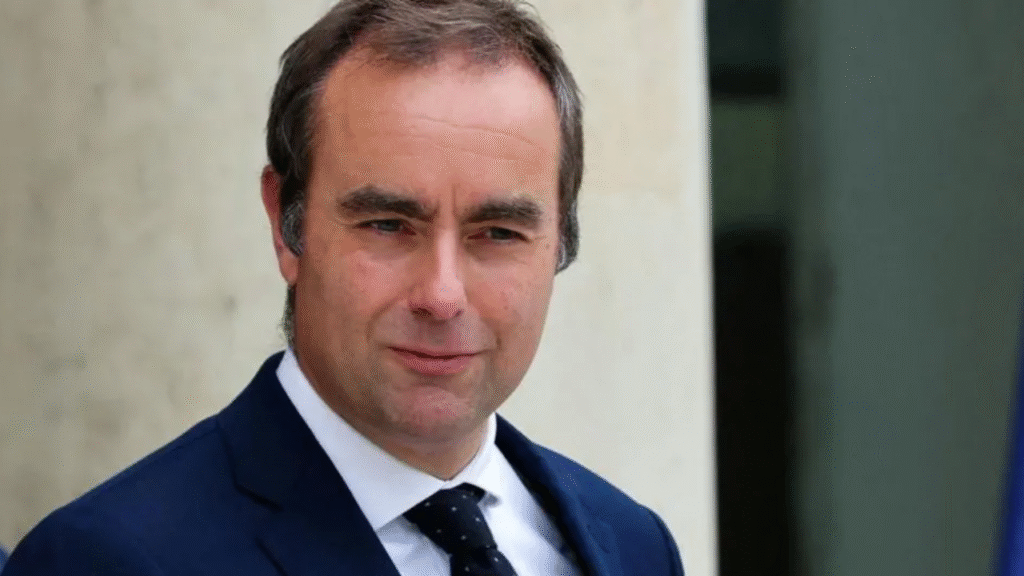 France in Turmoil: Lecornu’s Sudden Resignation